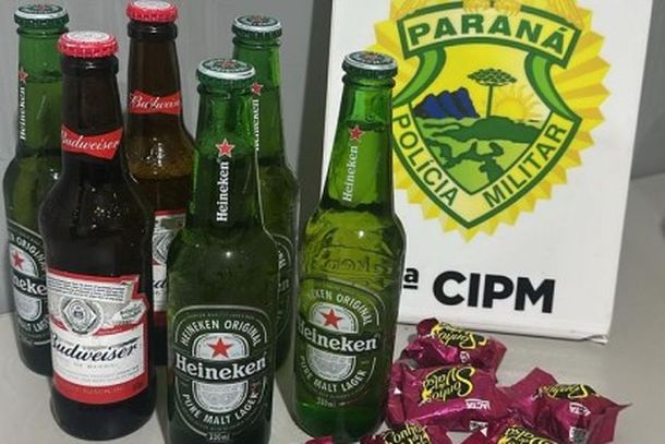Imagem Homem é detido por furtar bombons, cervejas e refrigerante de caminhão