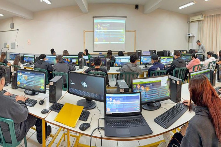Imagem Projeto “Aluno de Sucesso” aproxima jovens de Cianorte do mercado de trabalho
