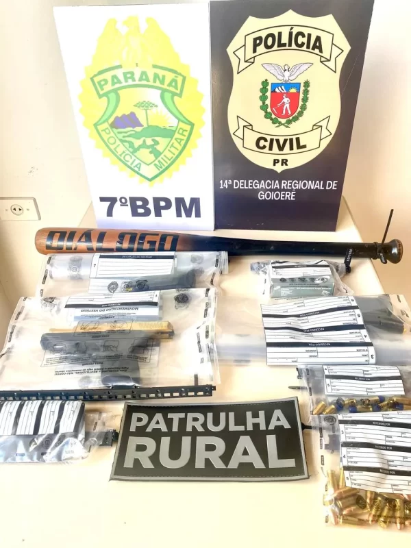 Pistola 9mm e munições apreendidas pela PCPR Goioerê durante operação em Paraná D'Oeste.
